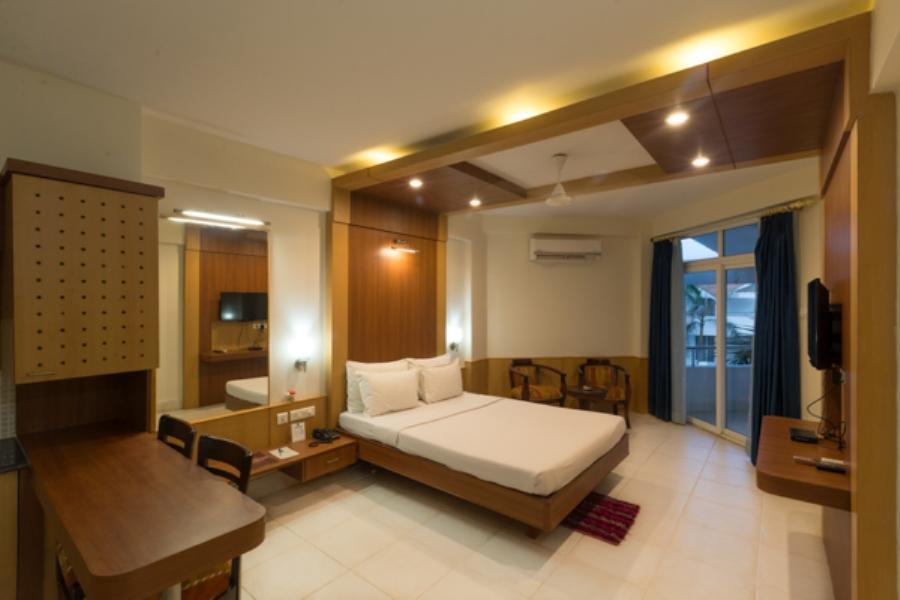 Empires Hotel ปูรี ภายนอก รูปภาพ